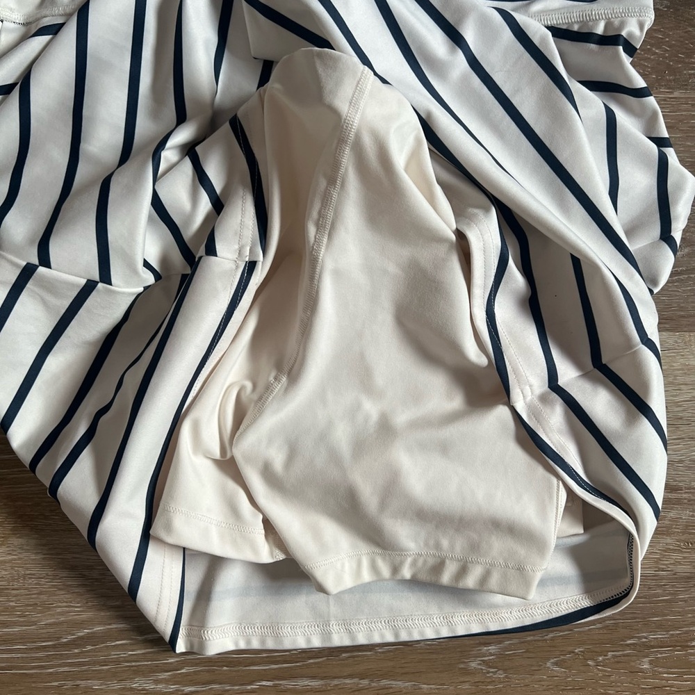 Striped Sleeveless tennis/pickleball dress - Picture 4 of 4